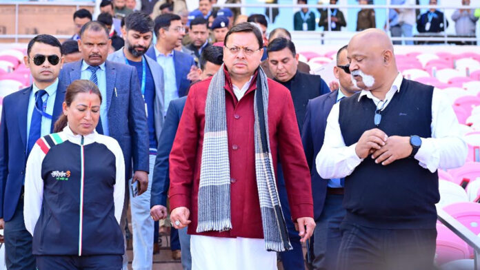 सीएम ने राष्ट्रीय खेलों के आयोजन की विभिन्न व्यवस्थाओं का जायजा लिया सीएम ने राष्ट्रीय खेलों के आयोजन की विभिन्न व्यवस्थाओं का जायजा लिया