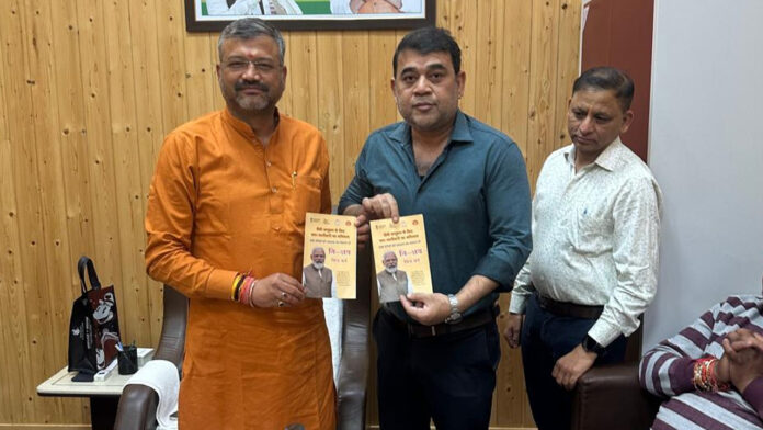 टीबी की जांच हेतु हर वार्ड में लगाया जायेगा विशेष स्वास्थ्य जांच शिविर : महापौर टीबी की जांच हेतु हर वार्ड में लगाया जायेगा विशेष स्वास्थ्य जांच शिविर : महापौर