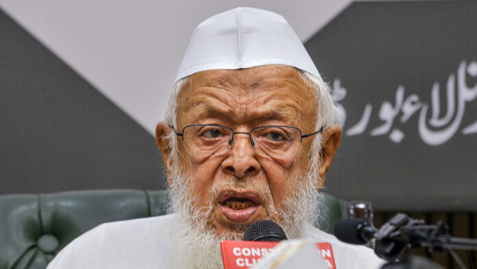 वंदे मातरम् को अनिवार्य करने का आदेश अत्यंत पक्षपातपूर्ण और जबरन थोपा गया निर्णय : मदनी