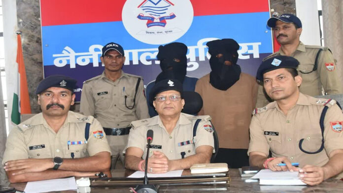 लाखों की स्मैक के साथ दो गिरफ्तार लाखों की स्मैक के साथ दो गिरफ्तार
