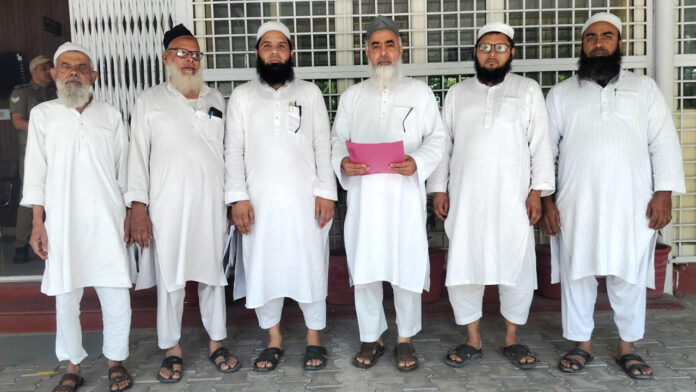 छात्रों का उत्पीड़न करने वालों पर हो सख्त कार्रवाई : कासमी छात्रों का उत्पीड़न करने वालों पर हो सख्त कार्रवाई : कासमी