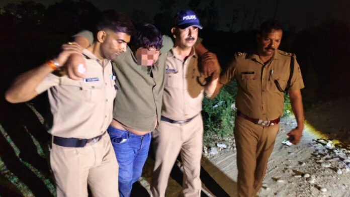 मुठभेड़ के बाद दो बदमाश गिरफ्तार, गोली लगने से एक बदमाश घायल मुठभेड़ के बाद दो बदमाश गिरफ्तार, गोली लगने से एक बदमाश घायल