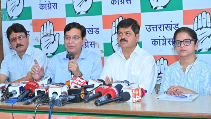 भाजपा राज में ‘मछलियां अंदर, मगरमच्छ बाहर’ : गोदियाल भाजपा राज में ‘मछलियां अंदर, मगरमच्छ बाहर’ : गोदियाल