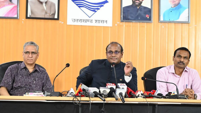 24 लाख में से अब तक 20 लाख मतदाताओं तक पंहुचे नोटिस 24 लाख में से अब तक 20 लाख मतदाताओं तक पंहुचे नोटिस